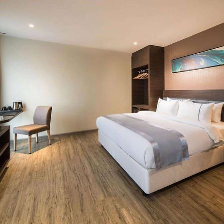 Ramada Encore By Wyndham Chinatown Kuala Lumpur Exterior photo